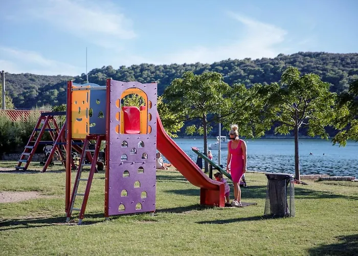 Πανσιόν Stanicic